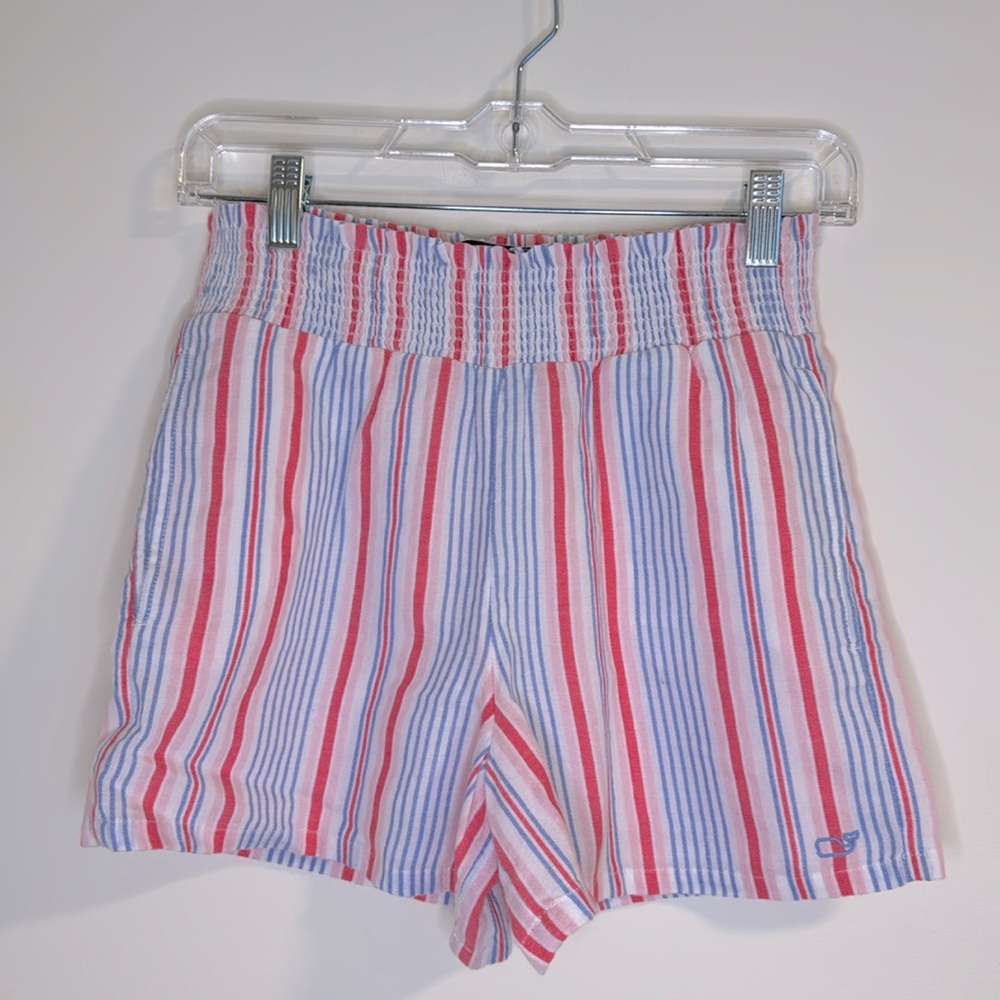 NWOT Vineyard Vines striped shorts